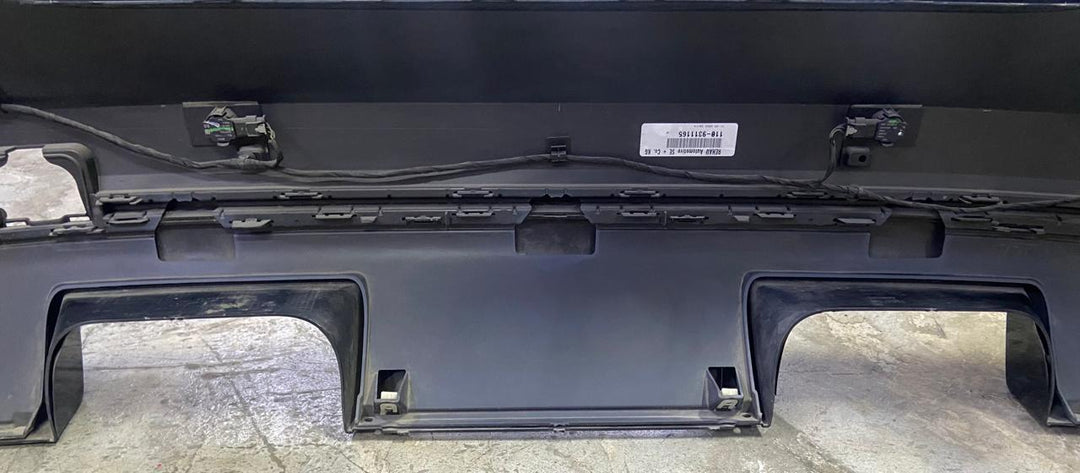 مصد خلفي أصلي من BMW G82 G83 مزود بحساسات وعواكس