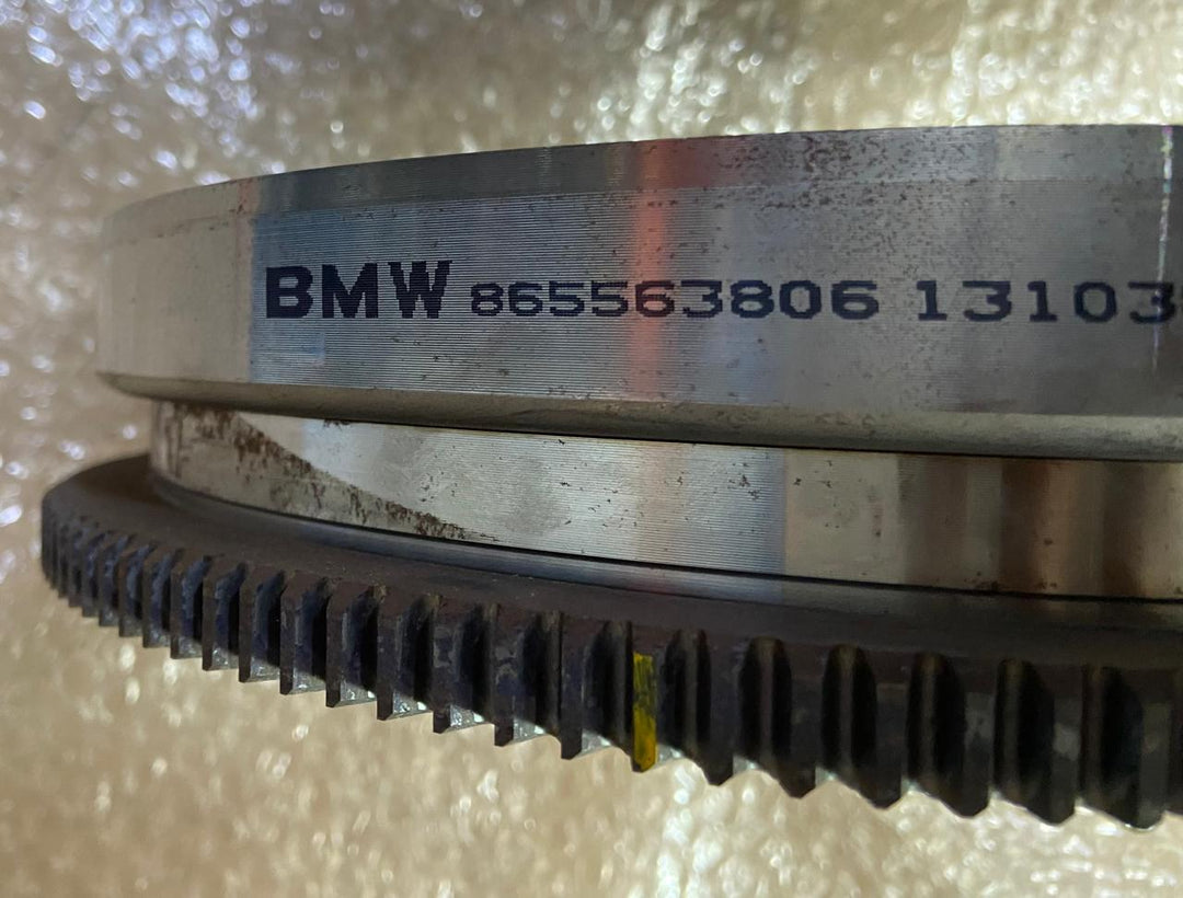flywheel DMF (dual mass flywheel) (new - Take off)
BMW Nr.: 8655638, 21208655638, 563231, 836427