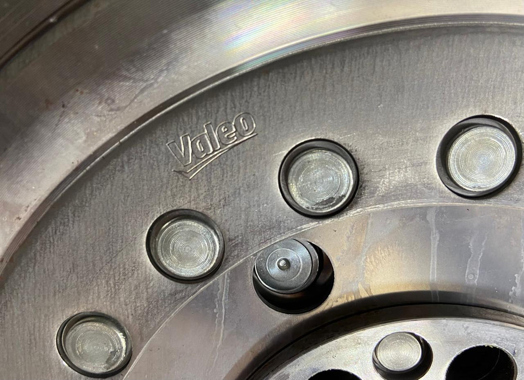 flywheel DMF (dual mass flywheel) (new - Take off)
BMW Nr.: 8655638, 21208655638, 563231, 836427