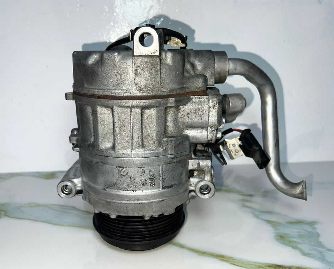14-18 Mercedes W222 S-Class S550 S400 S63 AMG V8 A/C Air Conditioning Compressor A000 8306500 OEM