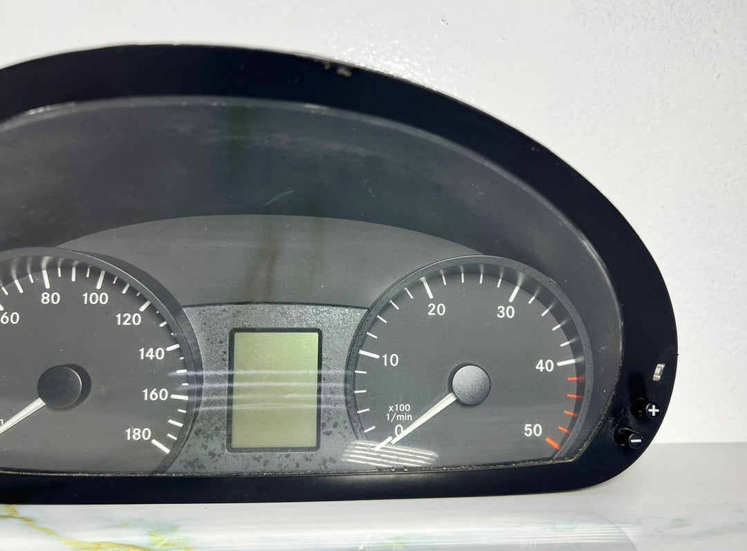 06-14 Mercedes-Benz W906 Vito Instrument Cluster Speedometer A906 9005200 OEM
