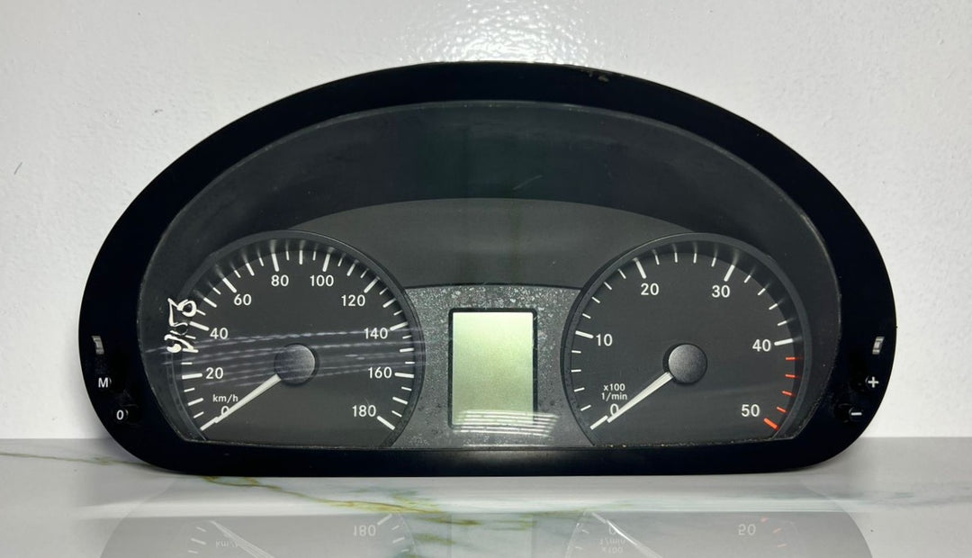 06-14 Mercedes-Benz W906 Vito Instrument Cluster Speedometer A906 9005200 OEM