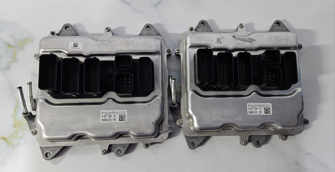 OEM BMW 7 F01, F02 N63 Engine Control Module Unit ECU Set DME 8617520 Bosch