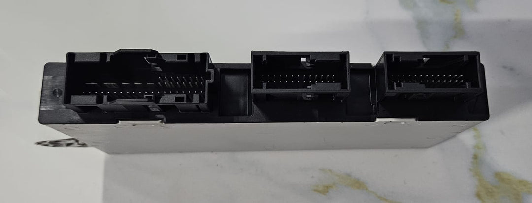 OEM BMW 7 F01, F02 N63 Engine Control Module Unit ECU Set DME 8617520 Bosch