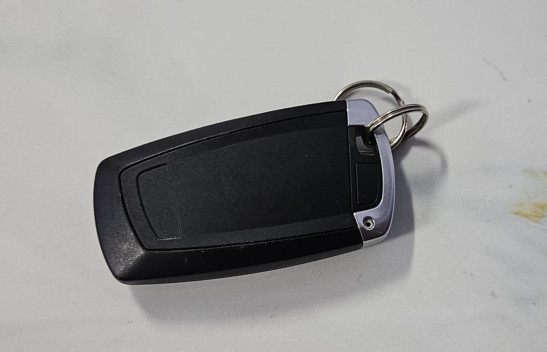 OEM BMW 7 F01, F02 N63 Engine Control Module Unit ECU Set DME 8617520 Bosch