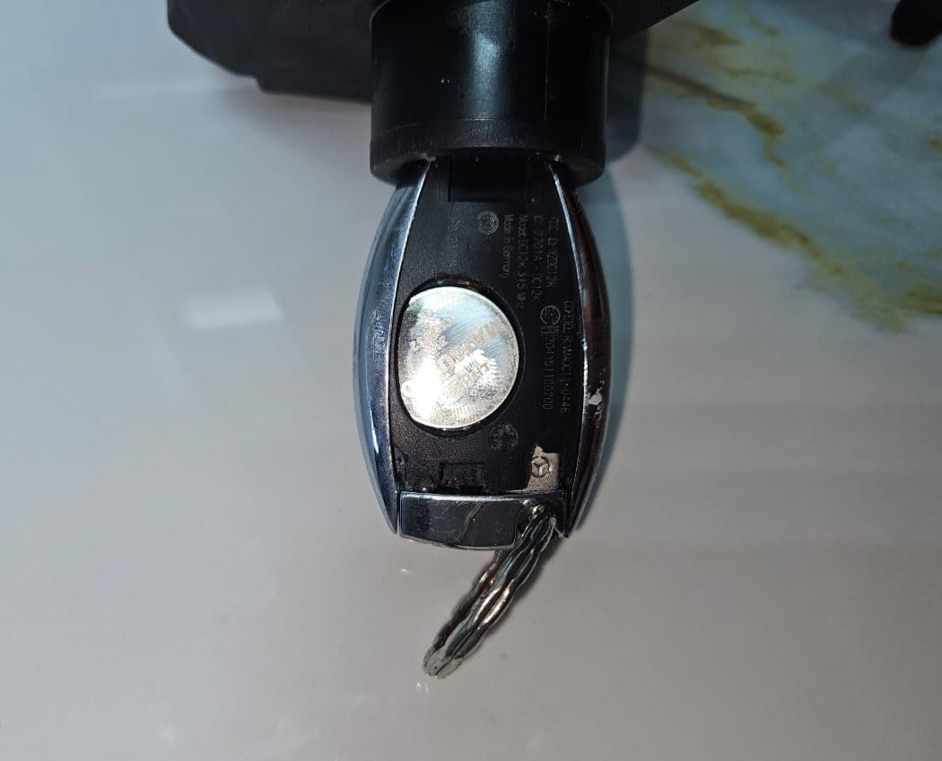 Mercedes W246 ECU Engine Control Module Ignition Key Switch Set A270 9000900 OEM