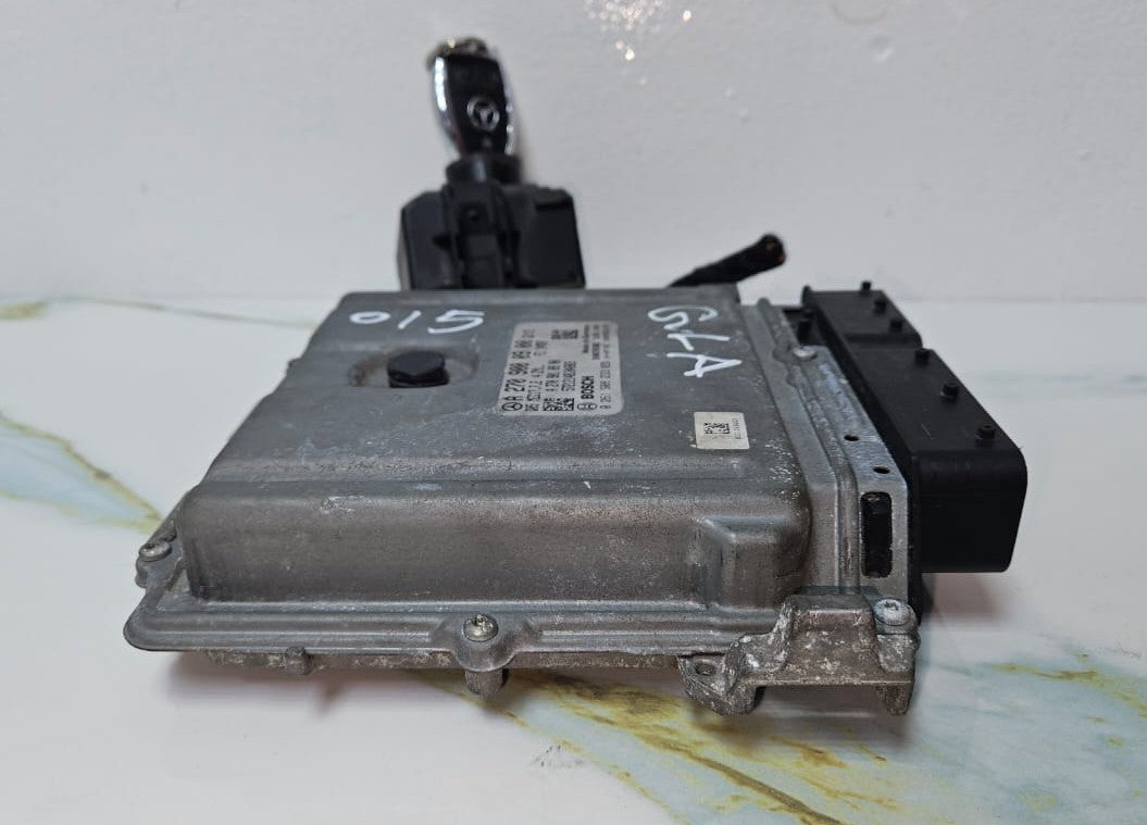 Mercedes W246 ECU Engine Control Module Ignition Key Switch Set A270 9000900 OEM