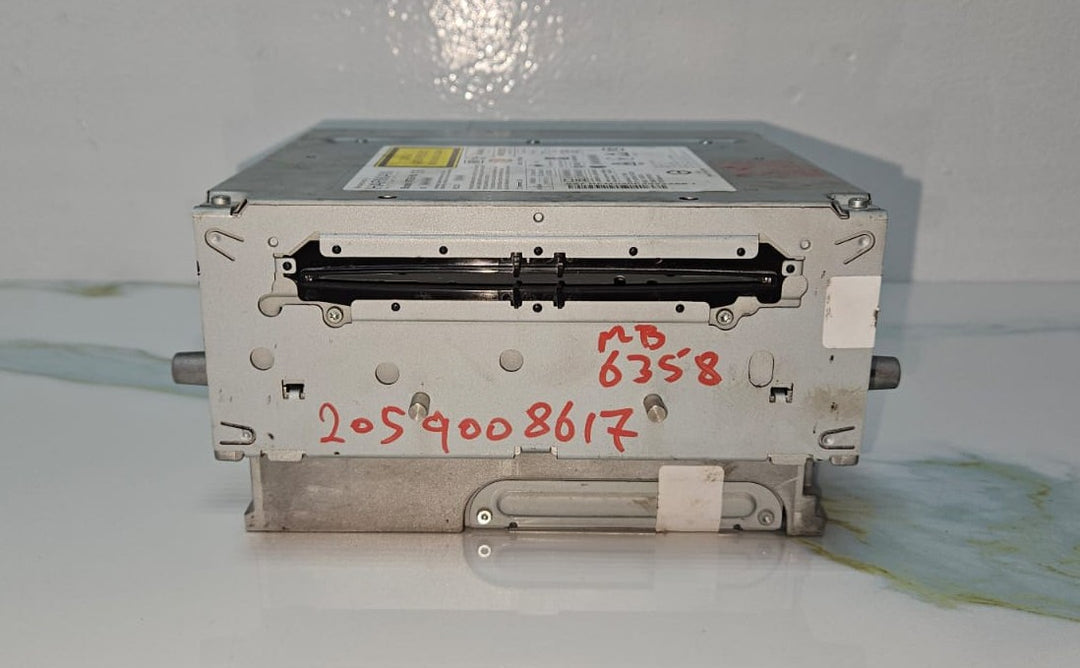 14-18 Mercedes W205 C300 C350 Radio Audio GPS Head Unit CD DVD Changer A205 9008617 OEM