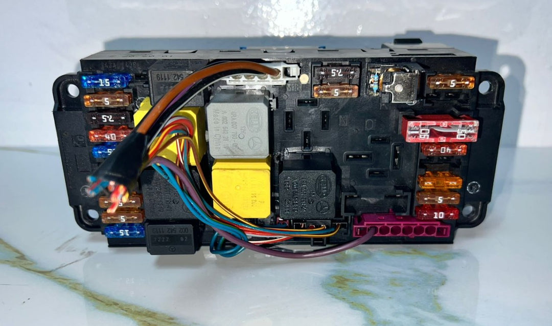 2004-2011 Mercedes W171 SLK AMG Front Fuse Relay SAM Module A171 5451701 OEM