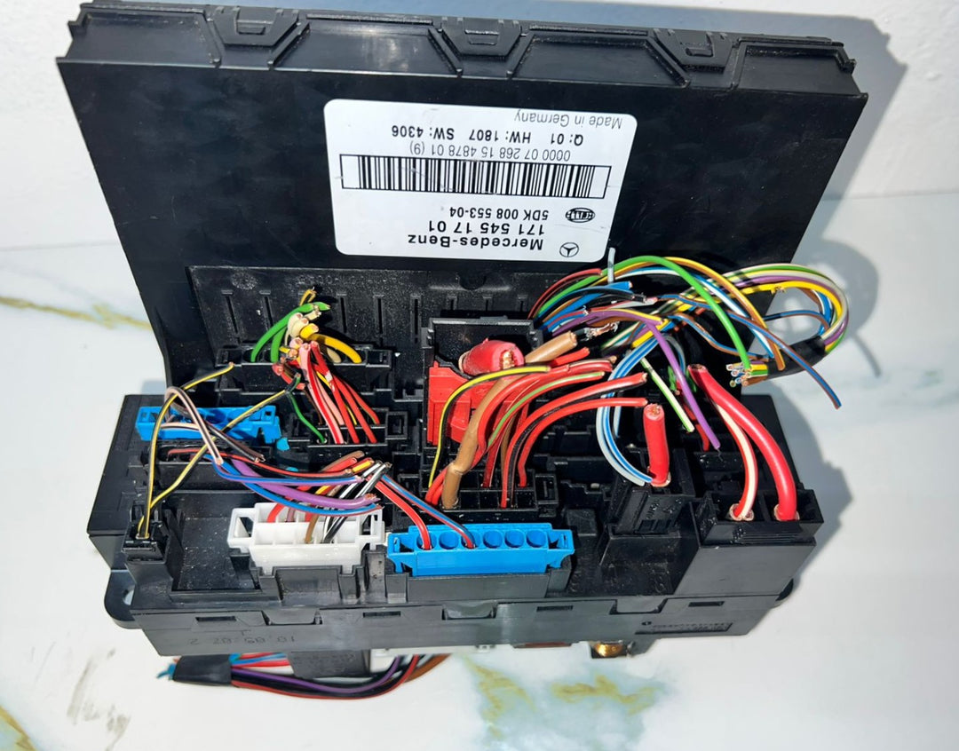 2004-2011 Mercedes W171 SLK AMG Front Fuse Relay SAM Module A171 5451701 OEM