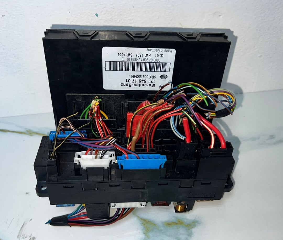 2004-2011 Mercedes W171 SLK AMG Front Fuse Relay SAM Module A171 5451701 OEM