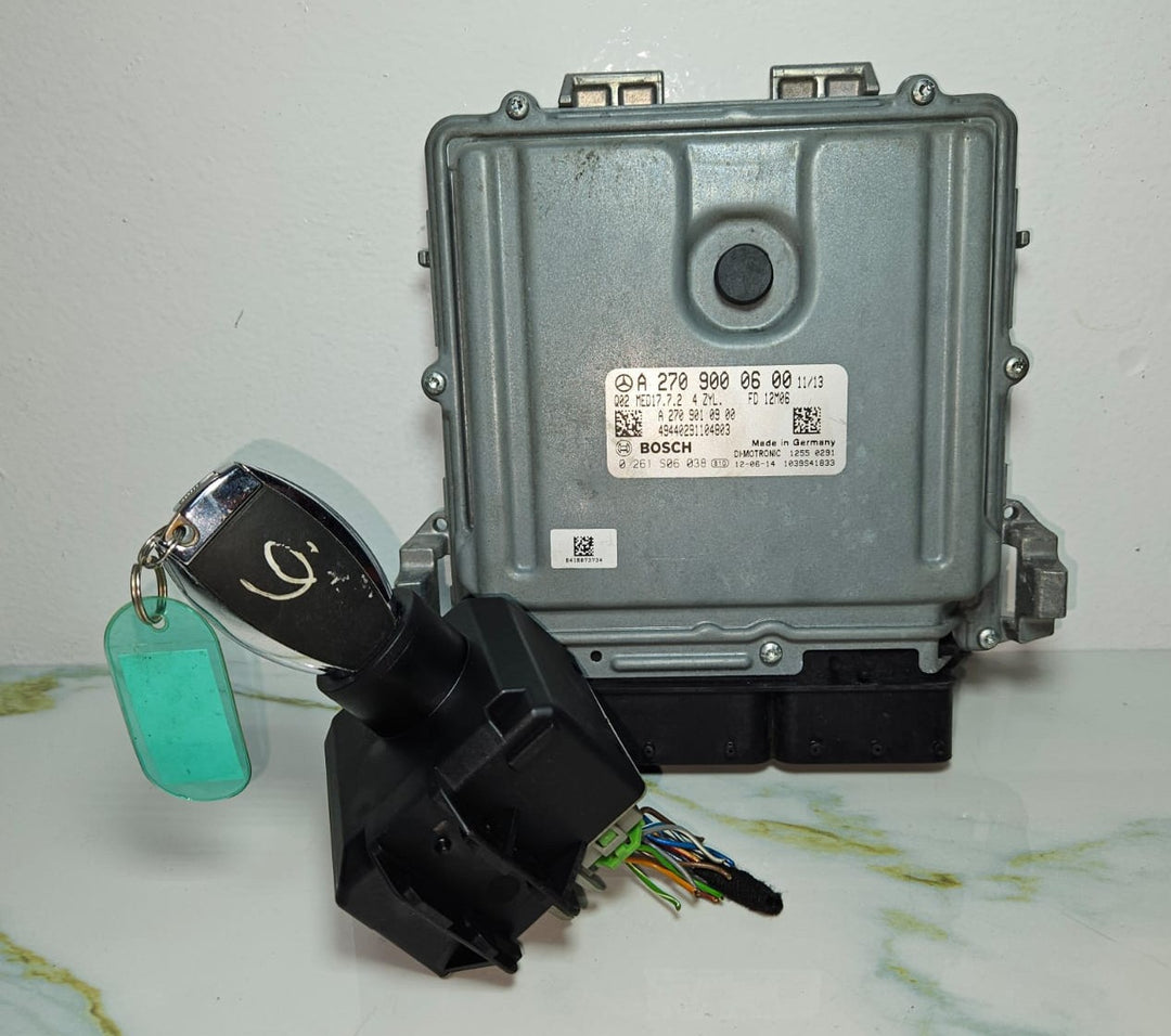 Mercedes CLA ECU Engine Control Module Ignition Key Switch Set A270 9000600 OEM