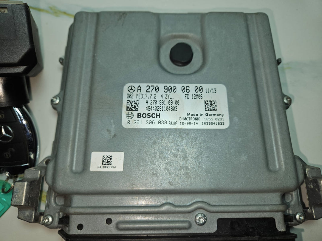 Mercedes CLA ECU Engine Control Module Ignition Key Switch Set A270 9000600 OEM