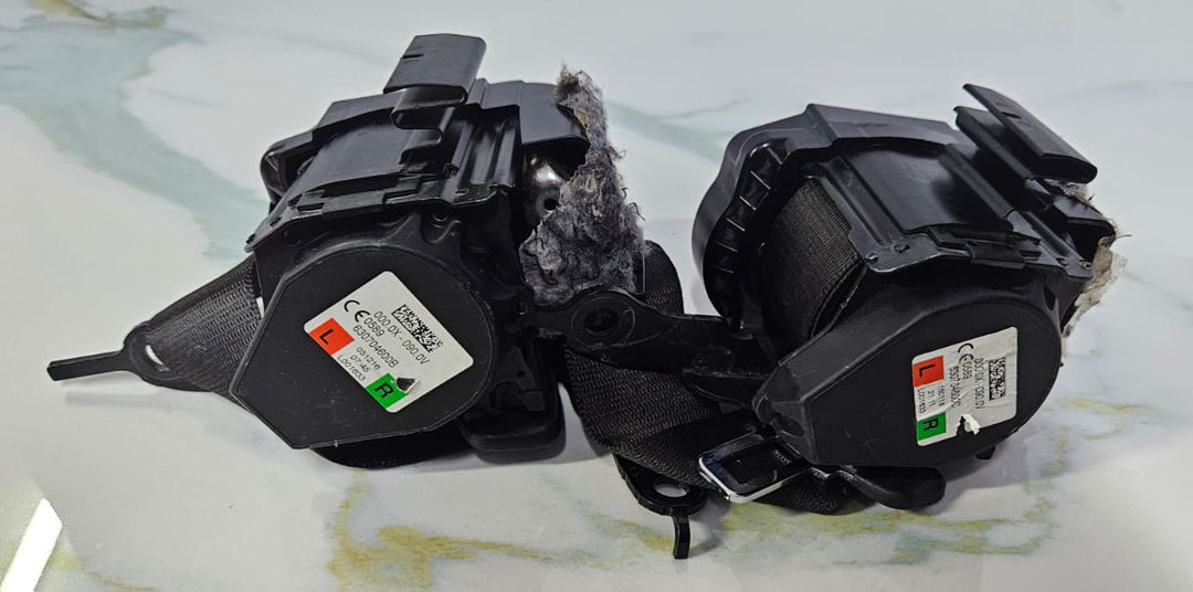 OEM BMW G11 G12 7 Series Upper Seat Belt rear outer upper strap 7434181-2 Nos