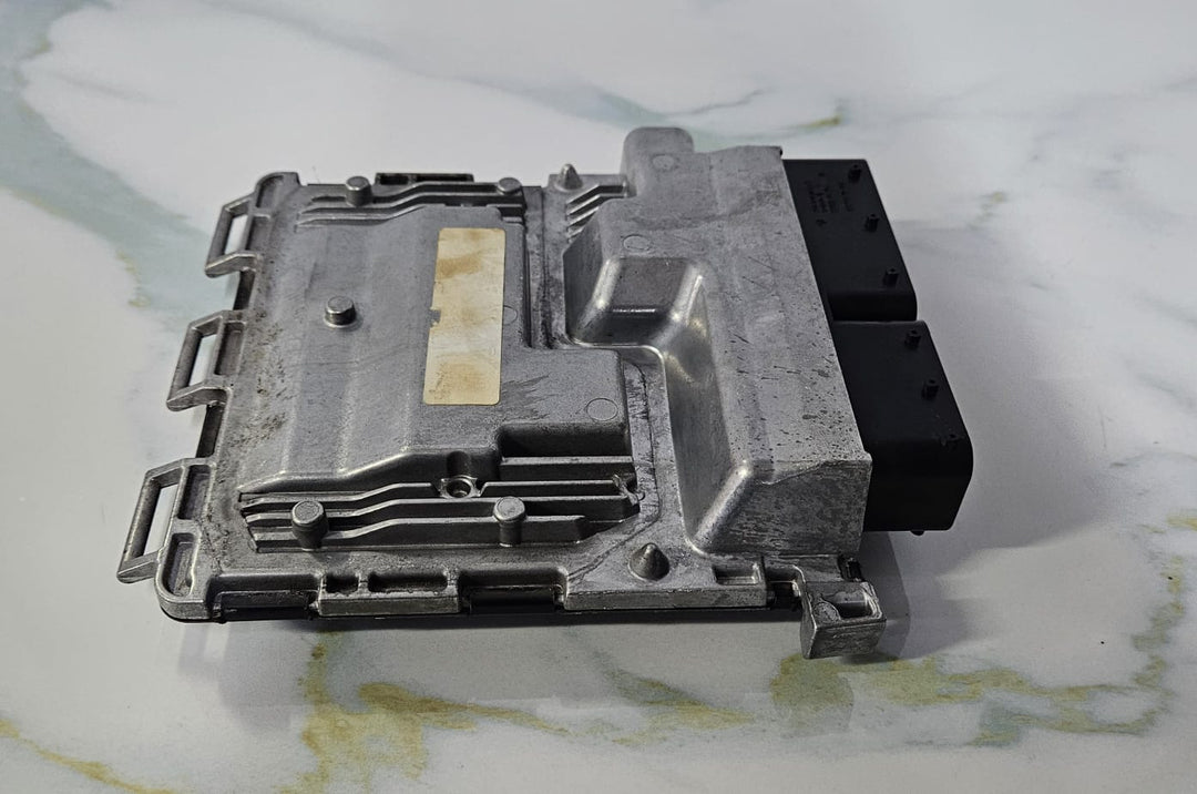 12-15 Mercedes Benz W204 C250 ECU ECM Engine Computer Control Module A2711500391