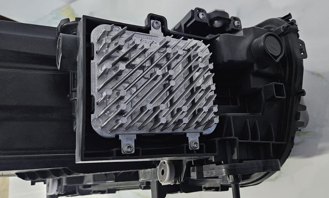 BMW XM G09 2023 LHD LED HEAD LIGHT Left Right Pair 5A65AD4 5A65AD3 Brand new