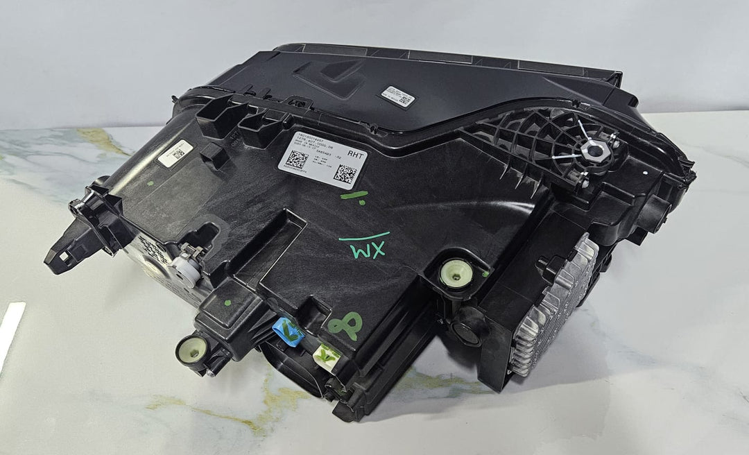BMW XM G09 2023 LHD LED HEAD LIGHT Left Right Pair 5A65AD4 5A65AD3 Brand new