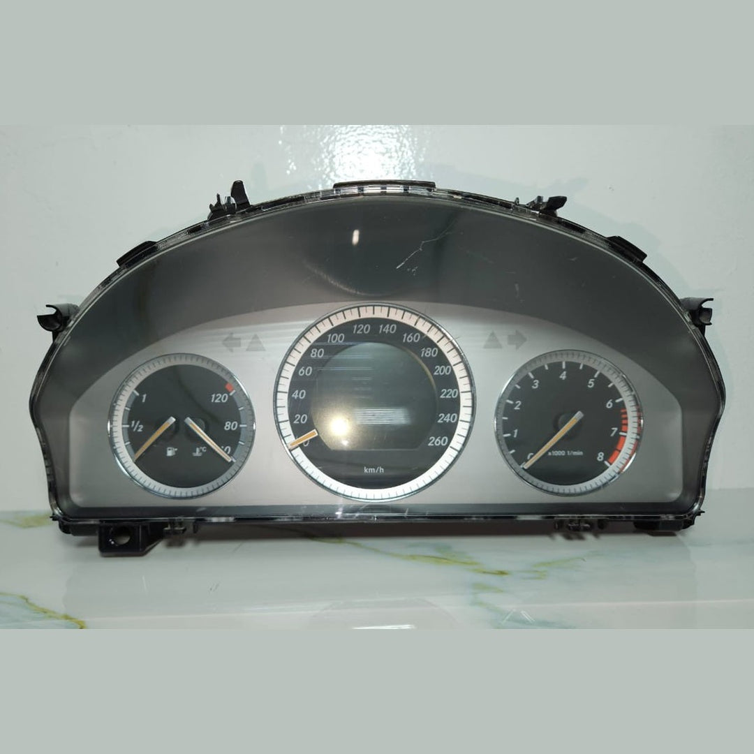 08-12 Mercedes-Benz W204 C-Class Instrument Cluster Speedometer A204 5403748 OEM