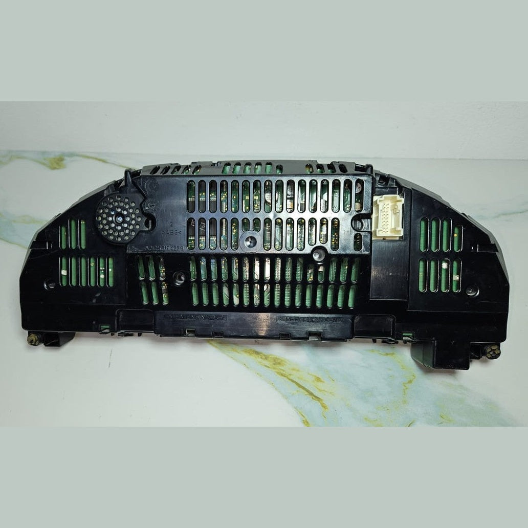 08-12 Mercedes-Benz W204 C-Class Instrument Cluster Speedometer A204 5403748 OEM