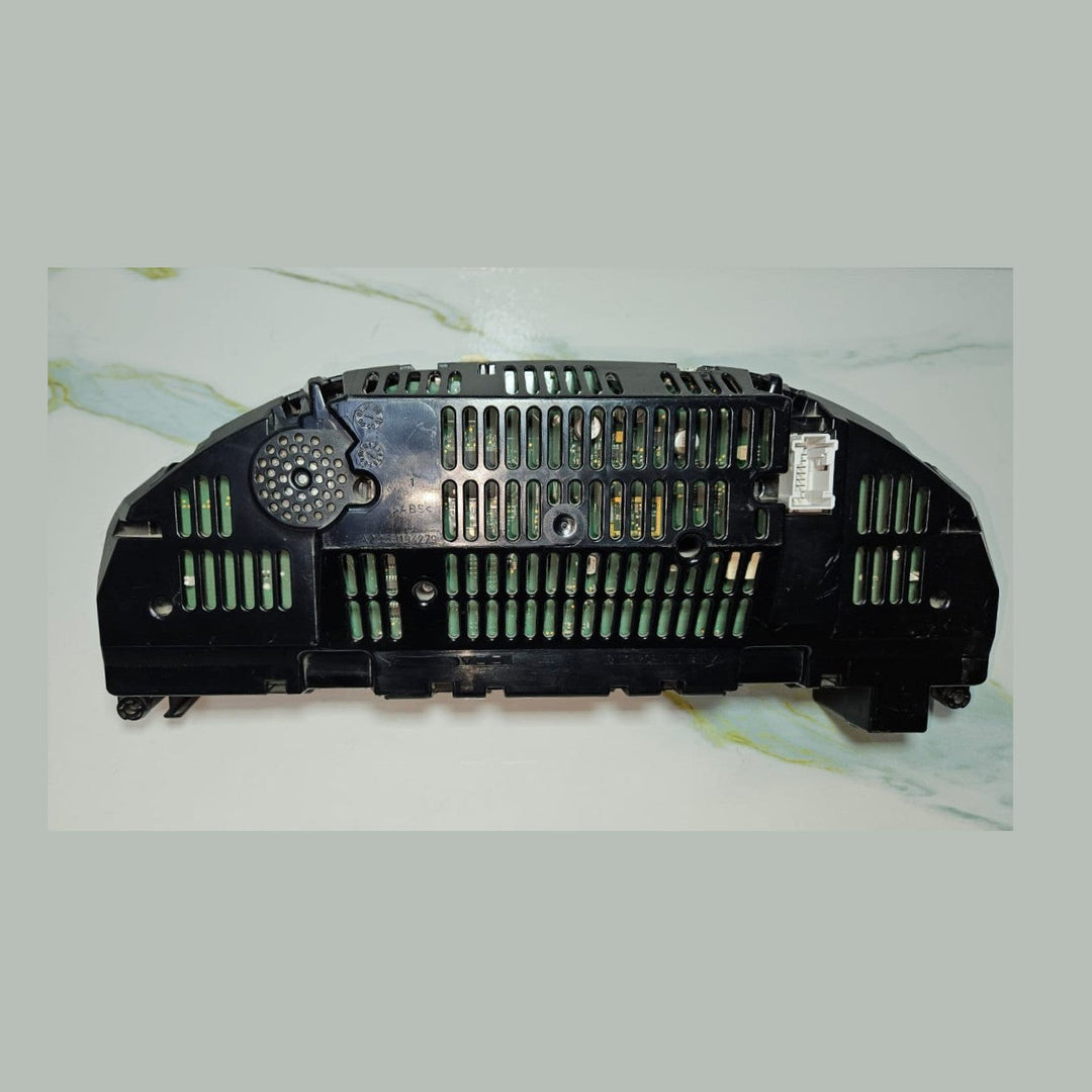 08-12 Mercedes-Benz W204 C-Class Instrument Cluster Speedometer A204 9000905 OEM