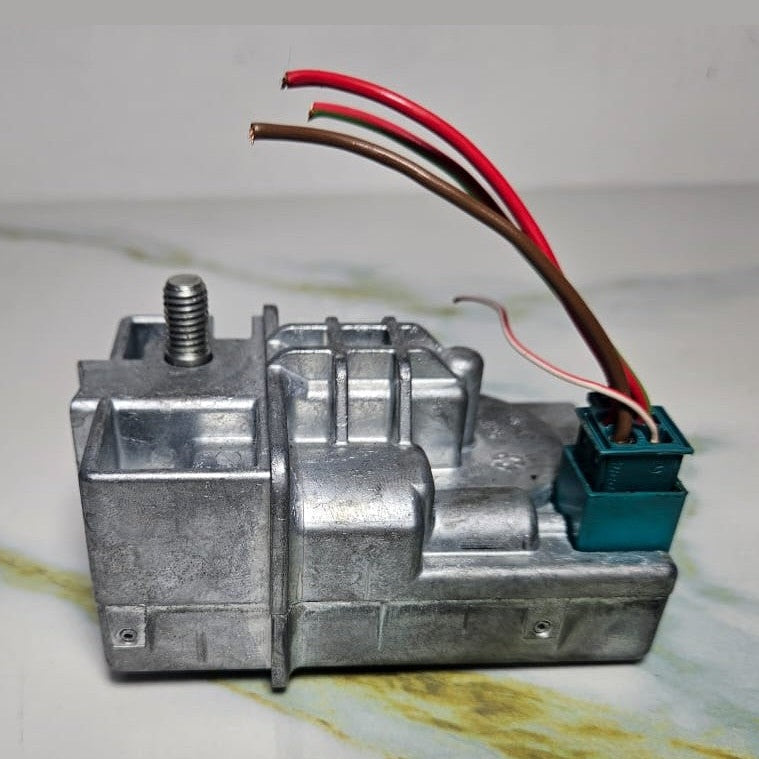 Mercedes-Benz C E W204 W207 W212 Steering Lock Module Control Unit A2049005912