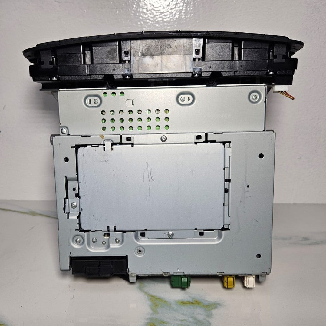 13–16 Mercedes W246 B-Class Radio Audio Head Unit CD Player A246 9001216 OEM