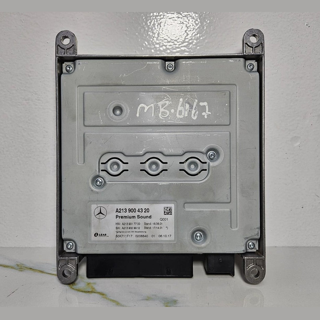 17-20 Mercedes W213 Burmester Lear Sound Amplifier Assembly A213 9004320 OEM