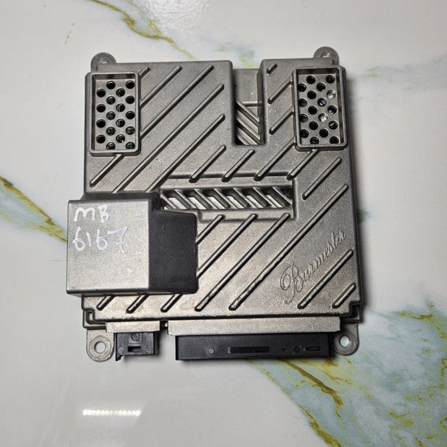 17-20 Mercedes W213 Burmester Lear Sound Amplifier Assembly A213 9004320 OEM