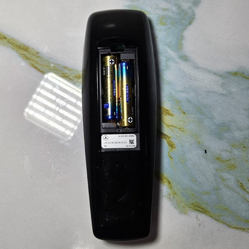 2014-2018 Mercedes W222 S550 Entertainment DVD Remote Control A222 8206089