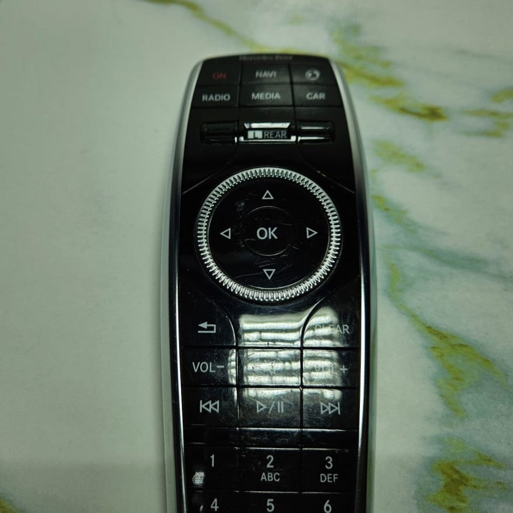 2014-2018 Mercedes W222 S550 Entertainment DVD Remote Control A222 8206089