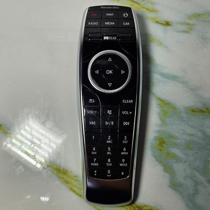 2014-2018 Mercedes W222 S550 Entertainment DVD Remote Control A222 8206089