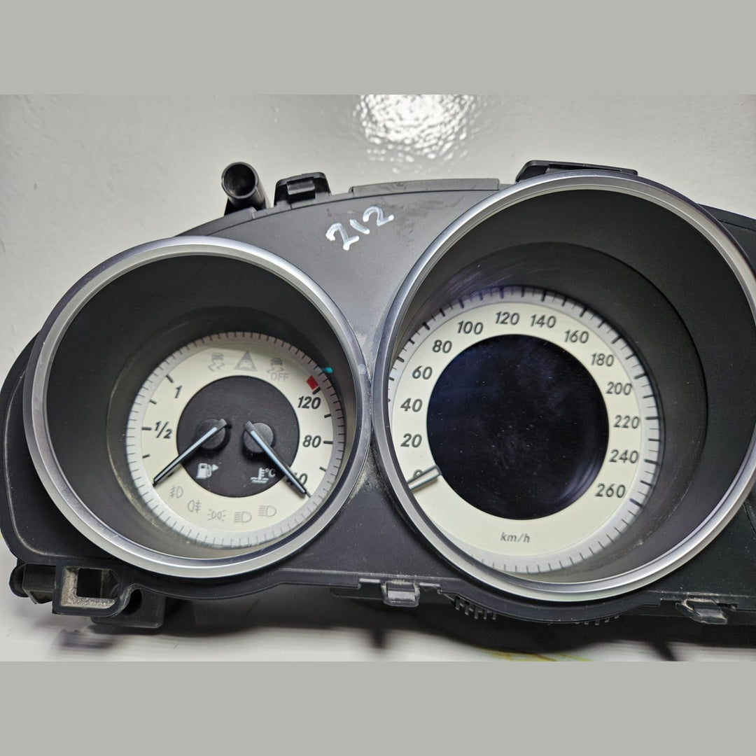 10-14 Mercedes-Benz W212 E-Class Instrument Cluster Speedometer A212 9007129 OEM