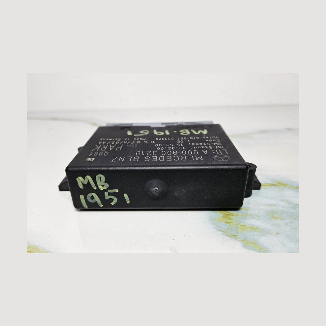Mercedes-Benz W166 GLS550 Parking Distance Assist PDC Module A000 9003210 OEM