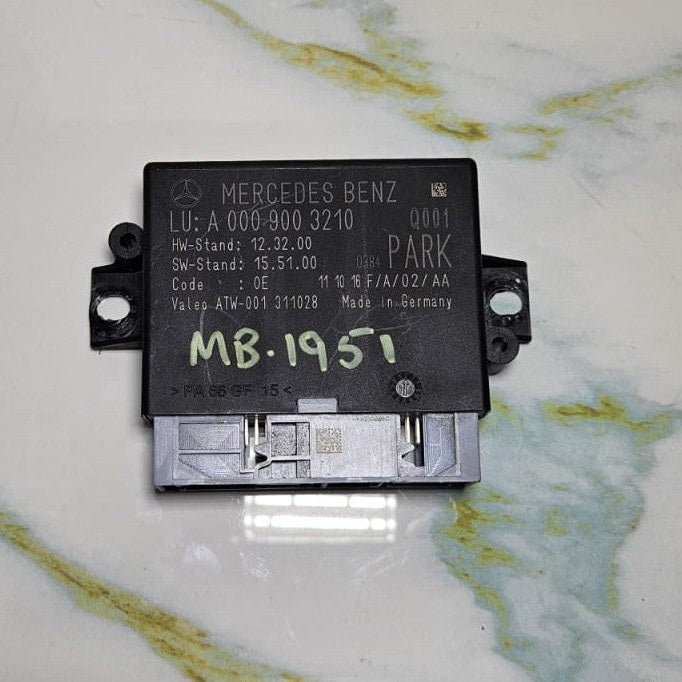 Mercedes-Benz W166 GLS550 Parking Distance Assist PDC Module A000 9003210 OEM