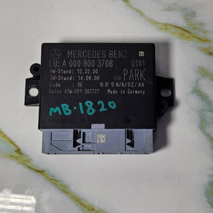 Mercedes-Benz W212 W207 Parking Distance Assist PDC Module A000 9003706 OEM