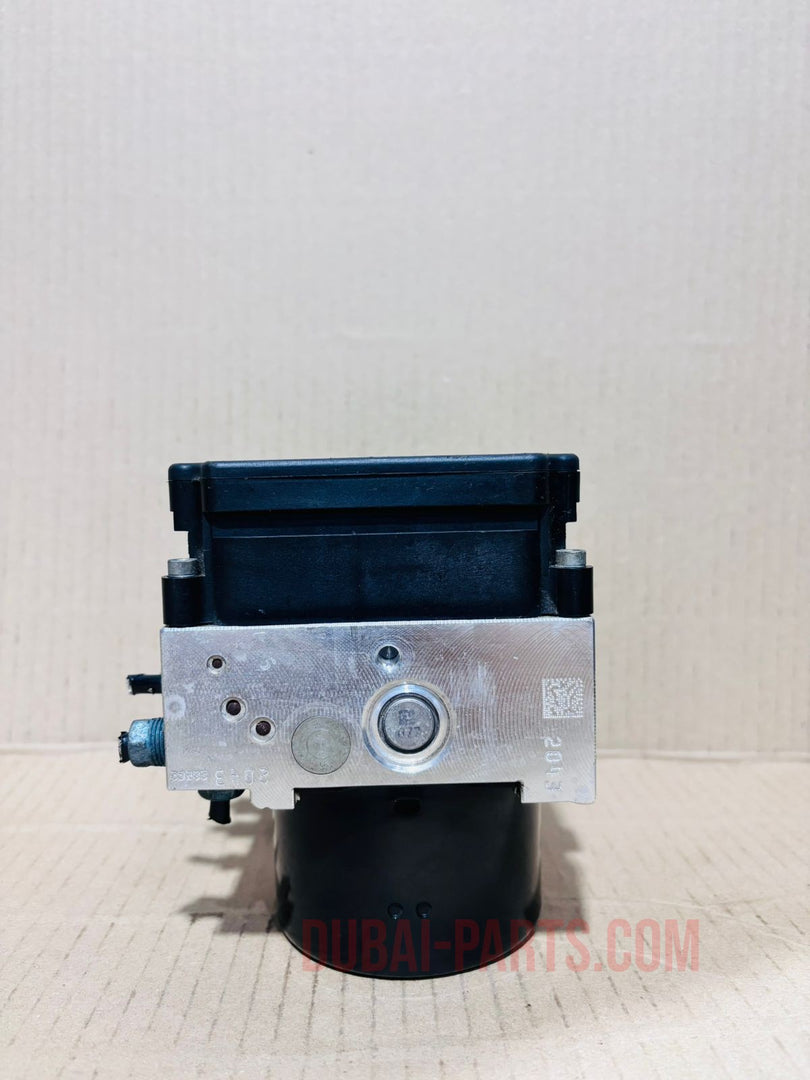 نظام منع انغلاق المكابح لسيارة BMW 320I F30 موديل 2012، رقم القطعة 6860731