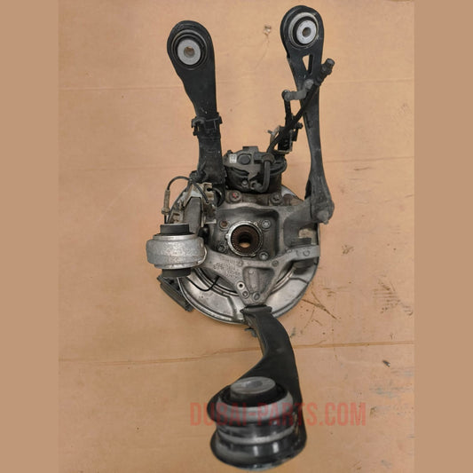 BMW 5 Series G30 Slewing Bearing Wishbone Axle Rear Left HUB BEARING WITH ARMS DISC