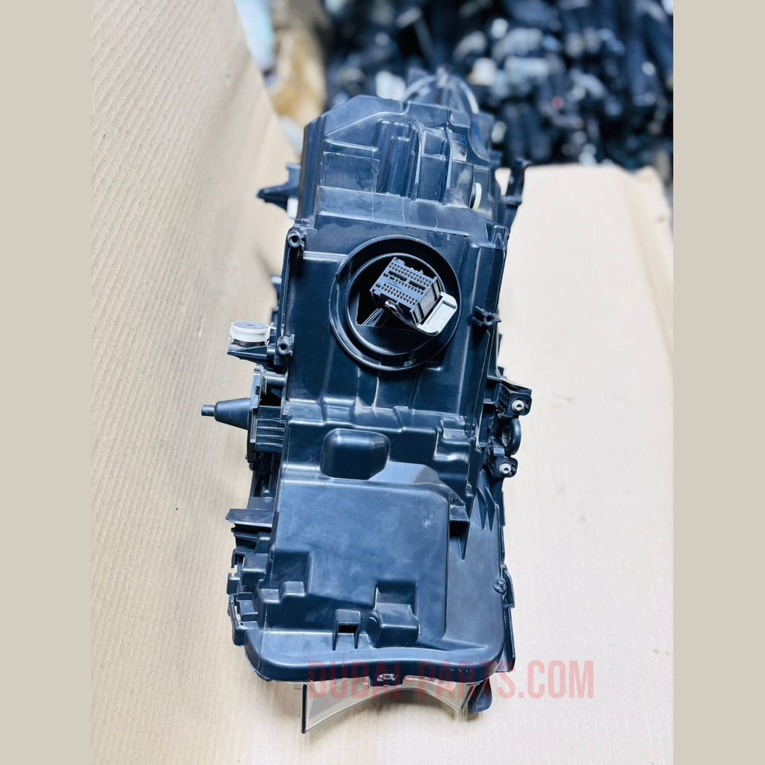 BMW G30 2016 2018 Headlight Xenon 8499129 LHS USED