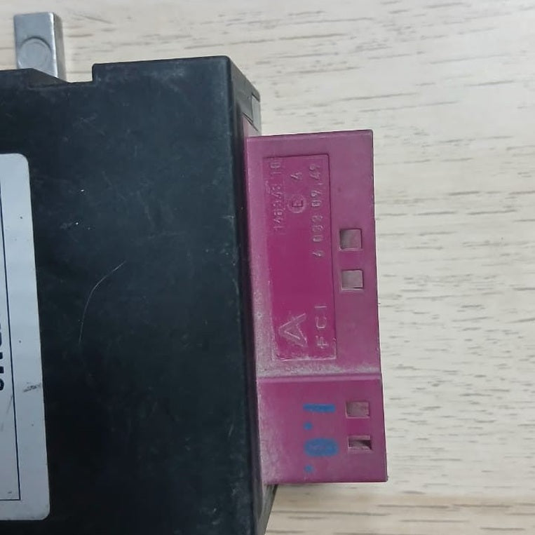 وحدة تحكم مضخة الوقود لسيارات BMW الفئة 1، 3، 5 E60، E61، E81، E87، E90، رقم القطعة الأصلية 7180426