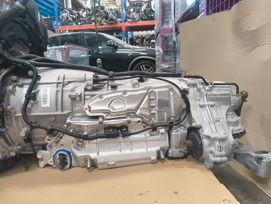 محرك هجين مستعمل من نوع BMW B58B30S، مناسب لسيارة X5 LCI xDrive 50e الهجينة القابلة للشحن، قطعت 25 كم فقط، بحالة ممتازة. 