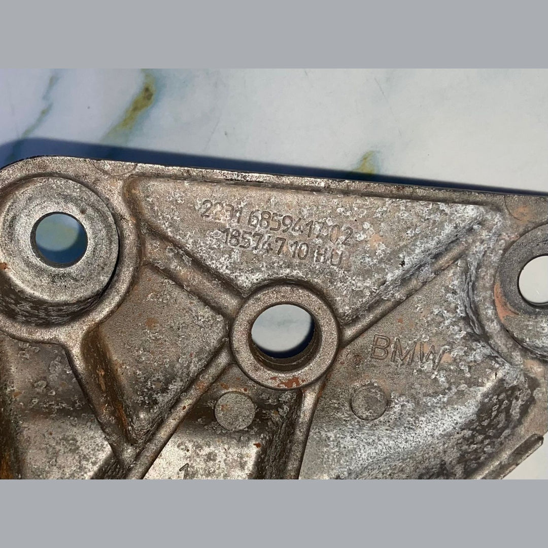 OEM BMW 1 3 Series F20 F21 F30 F31 LCI Gearbox Support Bracket Mount Holder 6859417