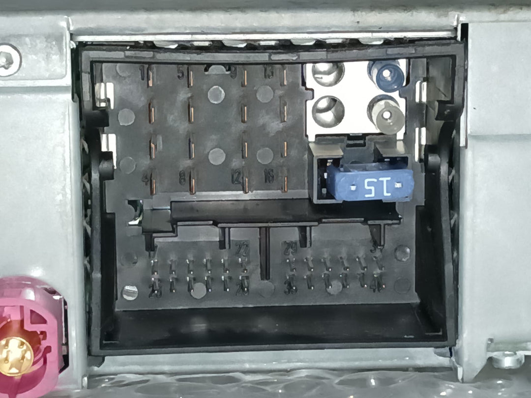 BMW E81 E90 E91 E92 E93 Radio-CD-Navigationsgerät mit GPS-Navigationssystem CIC MID CD38 9258178