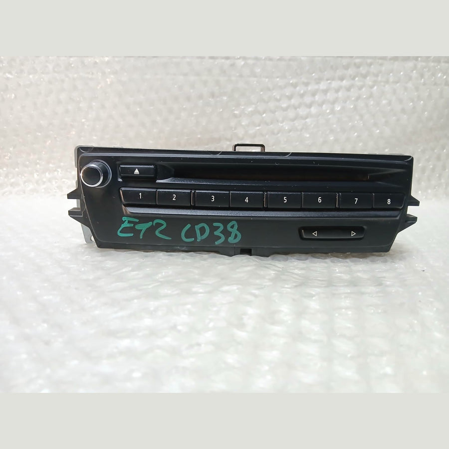 BMW E81 E90 E91 E92 E93 RADIO CD NAVIGATION GPS SAT NAV UNIT CIC MID CD38 9258178