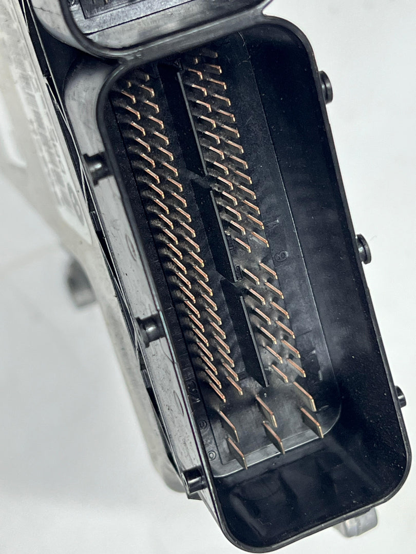 BMW Engine Control Unit 7567321