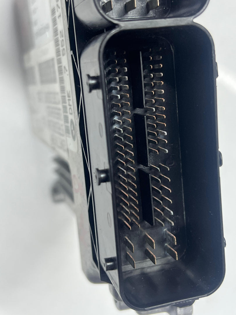 BMW Engine Control Unit 7552176