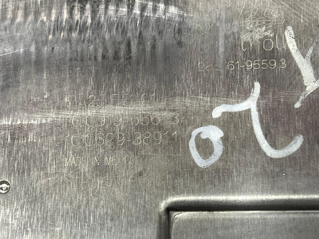 2020-2024 BMW 330i Abs Anti Lock Brake Pump Control Unit 5A25EE0