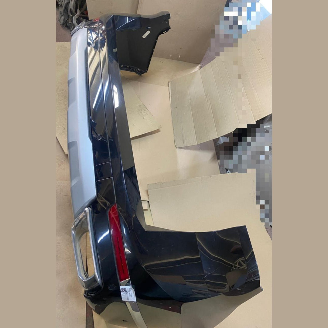 بي إم دبليو X7 G07 LCI X7 xDrive 40i US B58N 2023 RAER BUMPER PTWK 475 KM20 مستعملة