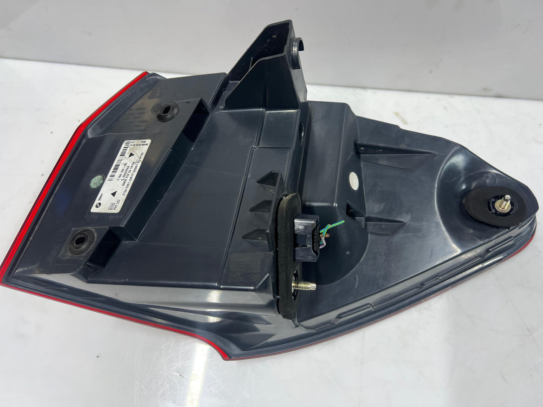 OEM rear left taillight for BMW 5 Series F07 Gran Turismo LCI facelift 7306165