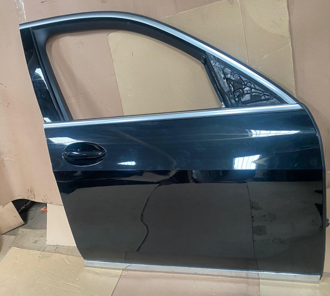 BMW X7 G07 LCI X7 xDrive 40i US B58N 2023 FRONT RIGHT SIDE DOOR PTWK 475 KM20 USED