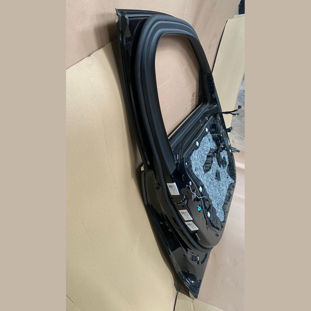 بي إم دبليو X7 G07 LCI X7 xDrive 40i US B58N 2023 باب أمامي يسار PTWK 475 كم 20 مستعمل